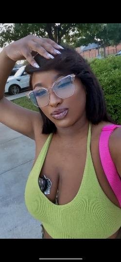 Big boobies_from the island with head wet juicy box #ZWa7DZEC
