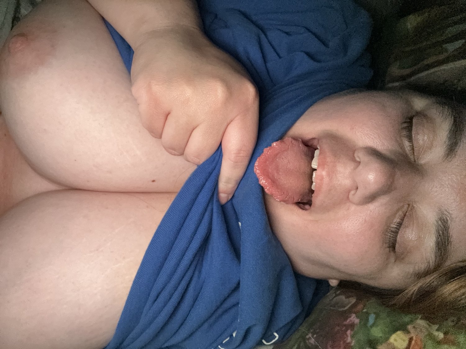 Fat tit bitch #so5Y7u5W
