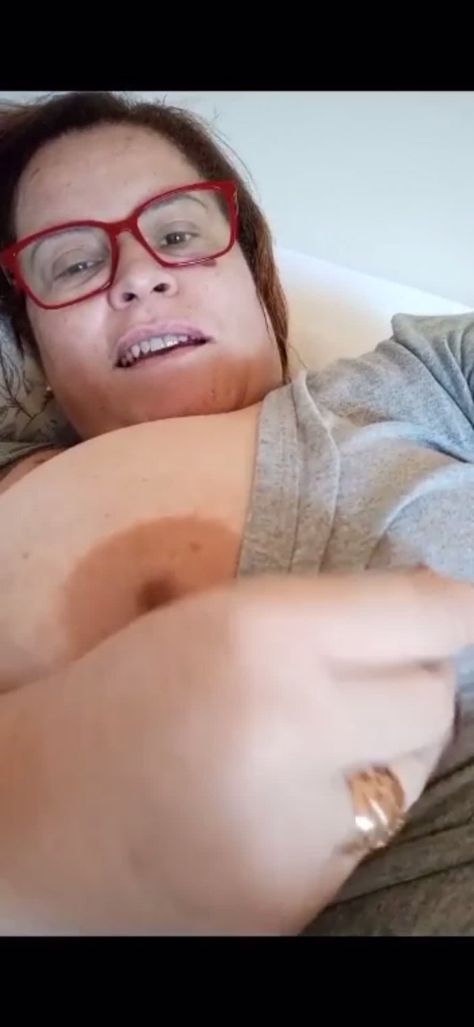 HEST4R C0R0A - Porn Videos & Photos - EroMe