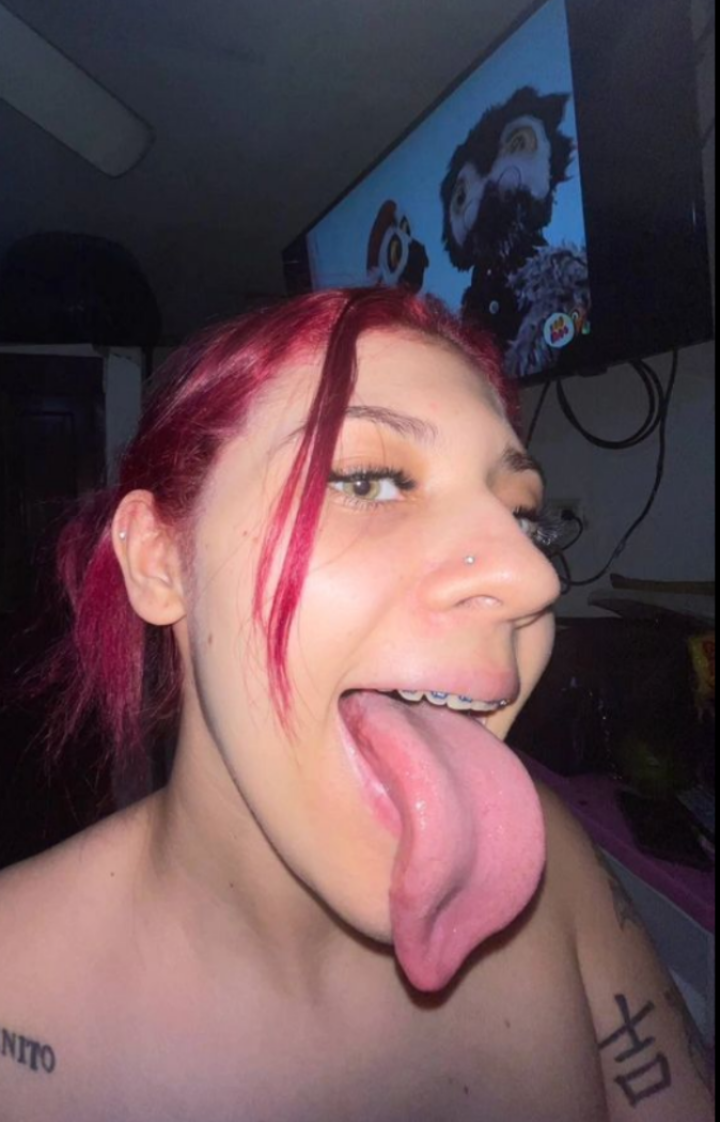 Long.tongue-deep.throats+555 #7GQPi88T