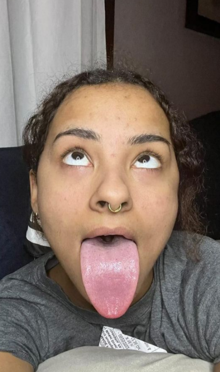 Long.tongue-deep.throats+555 #O8riiCsc