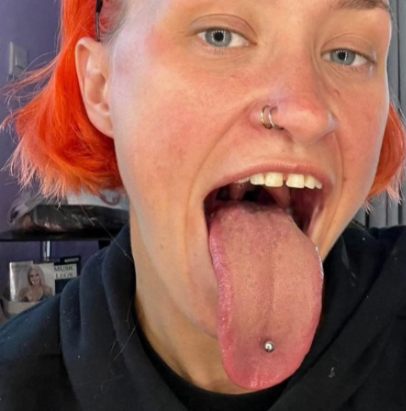 Long.tongue-deep.throats+555 #awISGdyU