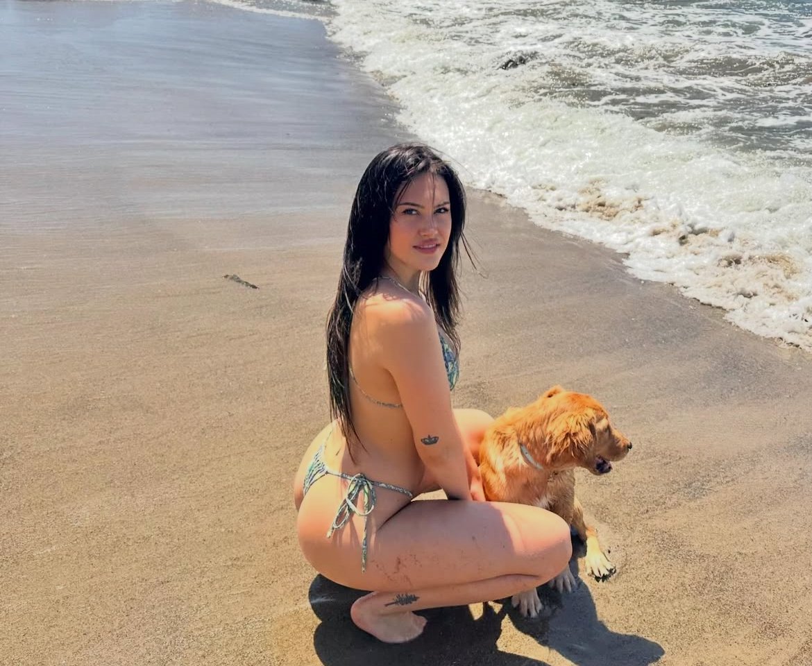 Beautiful White Ass #769RvCmu