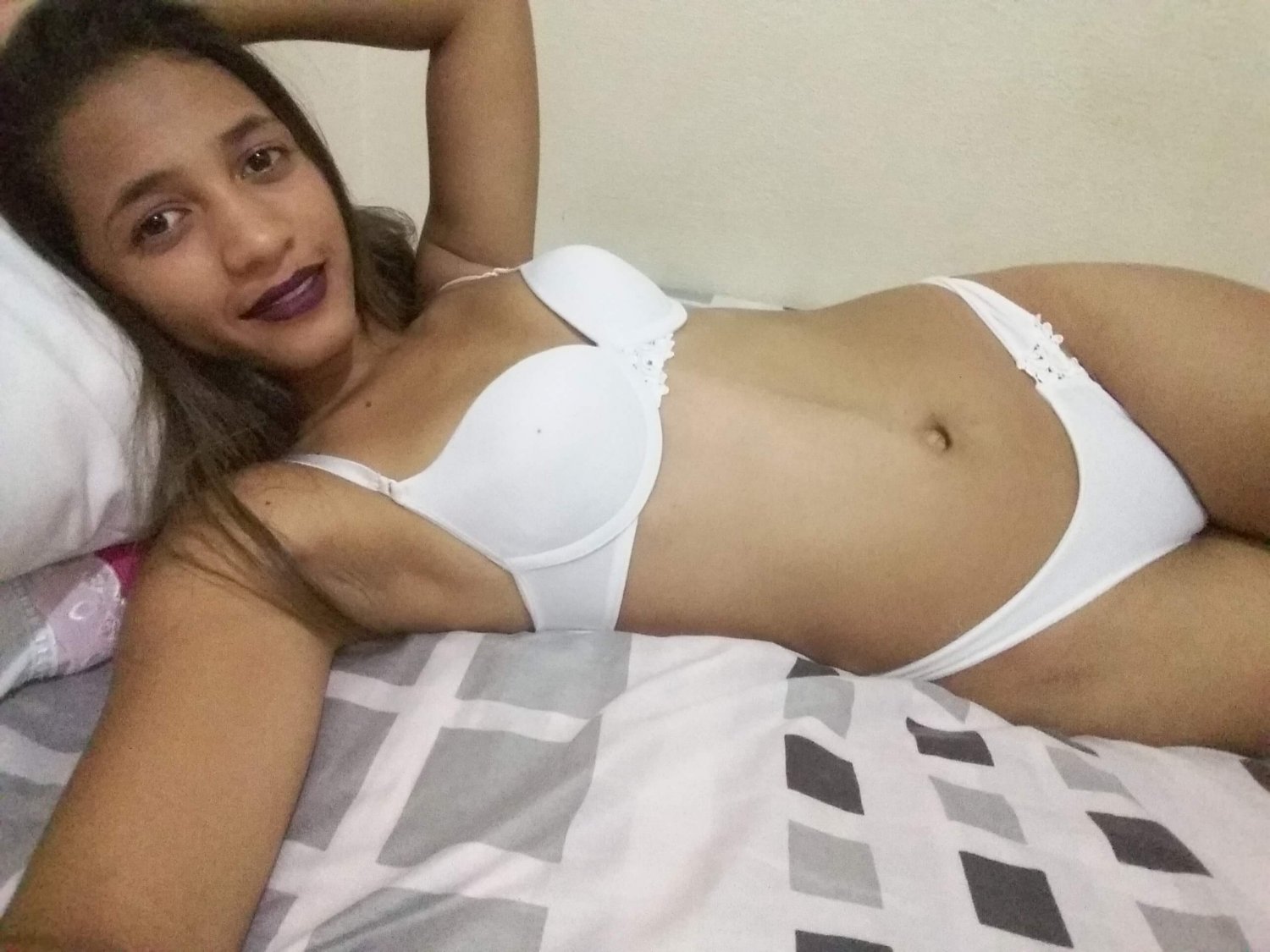 Bela toda melada #5AG5u9RD