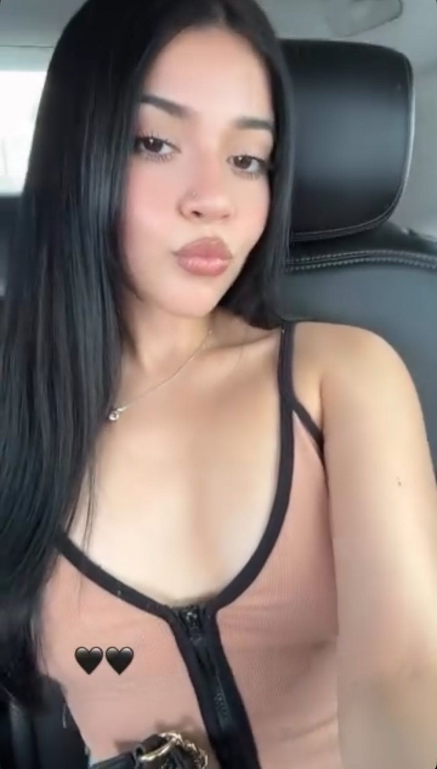 Latina slut Hevelyn (20) [kik] [snapchat] [shared] [exposed] [teen] [thick] [white] [whore] [cuck] #331lLVpC