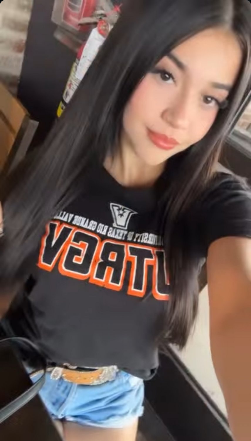 Latina slut Hevelyn (20) [kik] [snapchat] [shared] [exposed] [teen] [thick] [white] [whore] [cuck] #GeV8gC3G