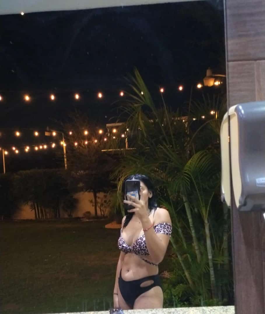 La perra negra de perla #OIBqJJCS