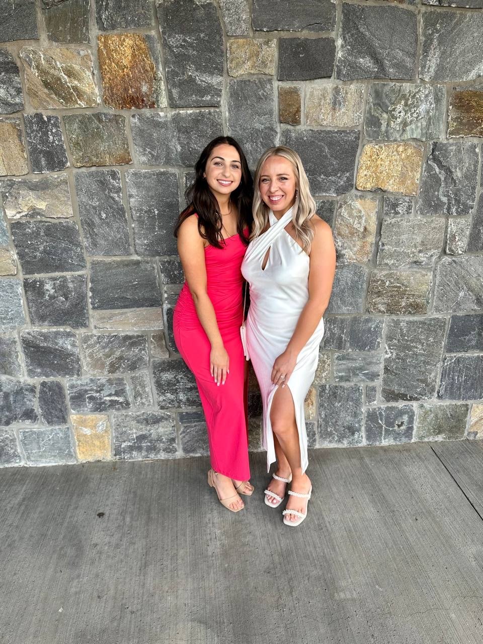 Happy V Day to this blonde big tit hotwife! Cuck wanted her exposed! Who should I unload on next? #2ZcTj9Yt